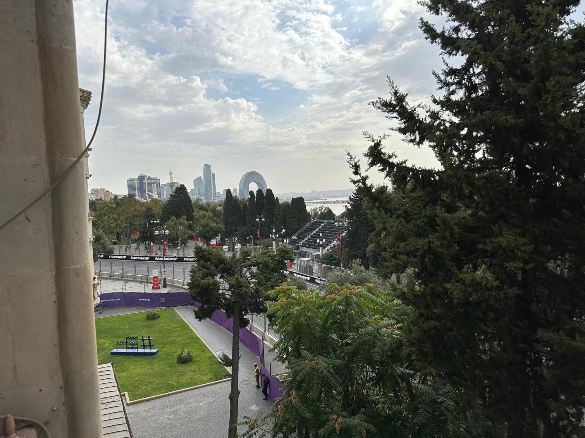 Old City Sea View Apartment Баку Экстерьер фото